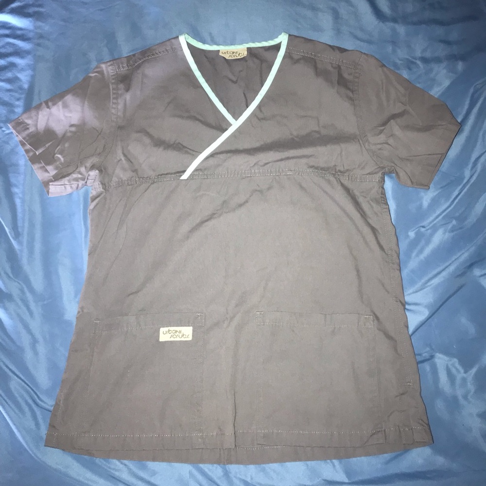 Scrub top